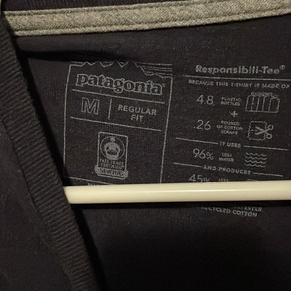 Patagonia long sleeve - Picture 3 of 3